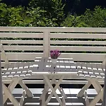 Va Vikendica Сasa de vacaciones *