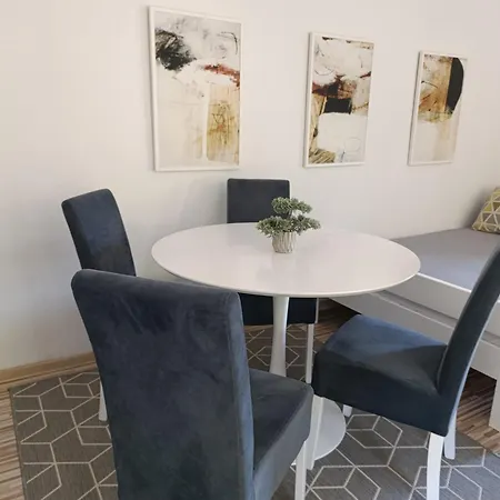 Va Vikendica * Tesanj