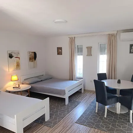 Va Vikendica * Tesanj