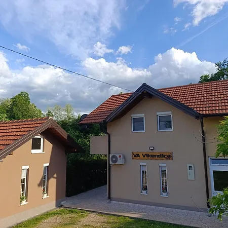 Va Vikendica & Semesterbostad