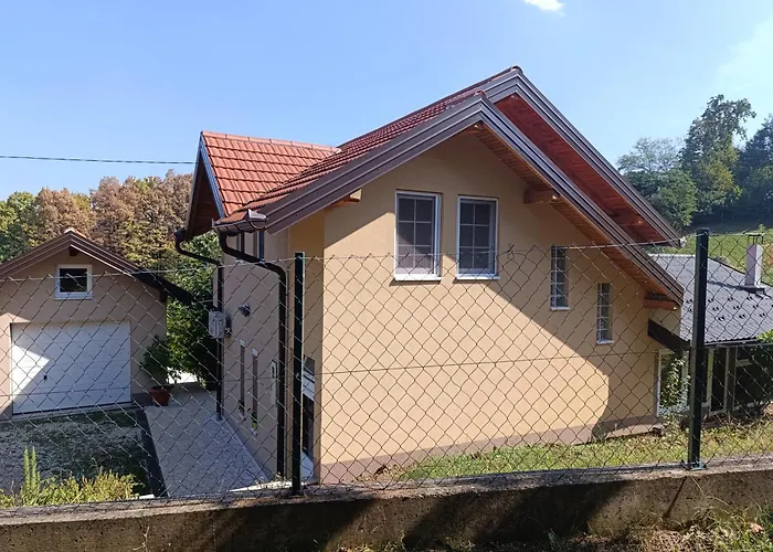 Va Vikendica Semesterbostad Tesanj