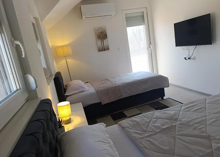 Va Vikendica Semesterbostad *