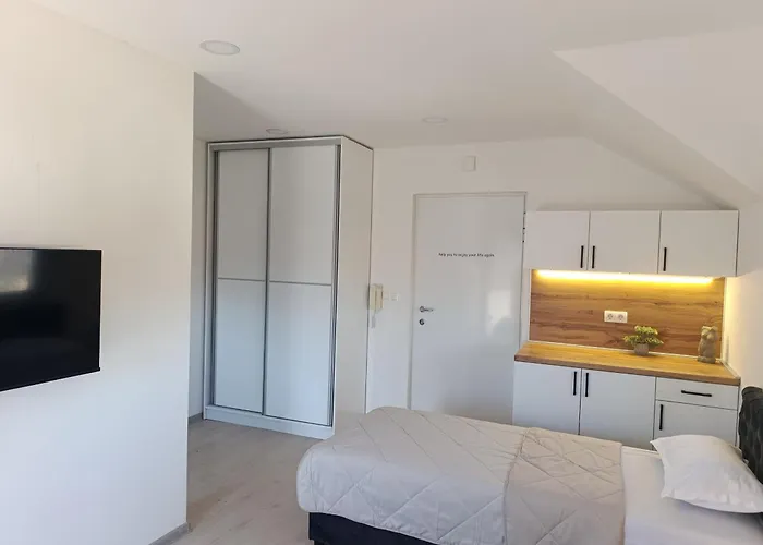 Semesterbostad Va Vikendica *