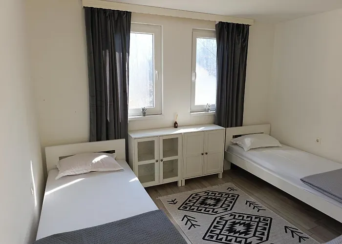 Va Vikendica Semesterbostad